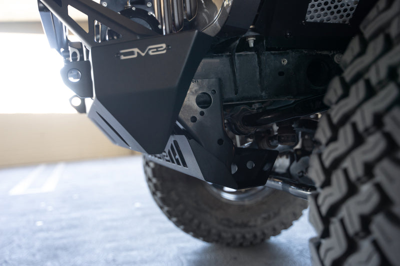 DV8 Offroad 18-23 Jeep Wrangler JL/JT Front Bumper Sway-Bar Disconnect Motor Skid Plate-tuningsupply.com