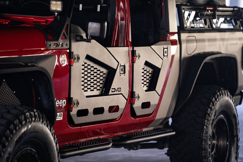

DV8 Offroad  - DVEHDJL-02F - DV8 Offroad 18-22 Jeep Wrangler JL/JT Spec Series Half Doors - Front Set - Shipped in Europe - Tuningsupply.com
