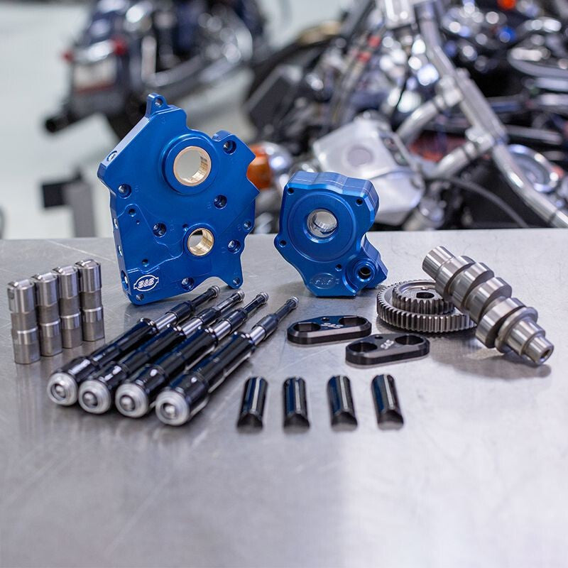 
    

S&S Cycle 310-1014B - SSC310-1014B - S&S Cycle 2017+ M8 Models Gear Drive 475G Cam Chest Kit w/ Blk Pushrod Tubes - Oil Cooled Incl. VVT - Shipped in Europe - Tuningsupply.com

  