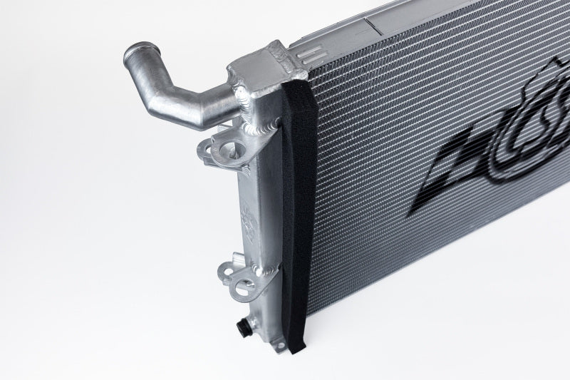

CSF 8365 - CSF8365 - CSF 05-06 Ford GT High-Performance All-Aluminum Heat Exchanger - Shipped in Europe - Tuningsupply.com
