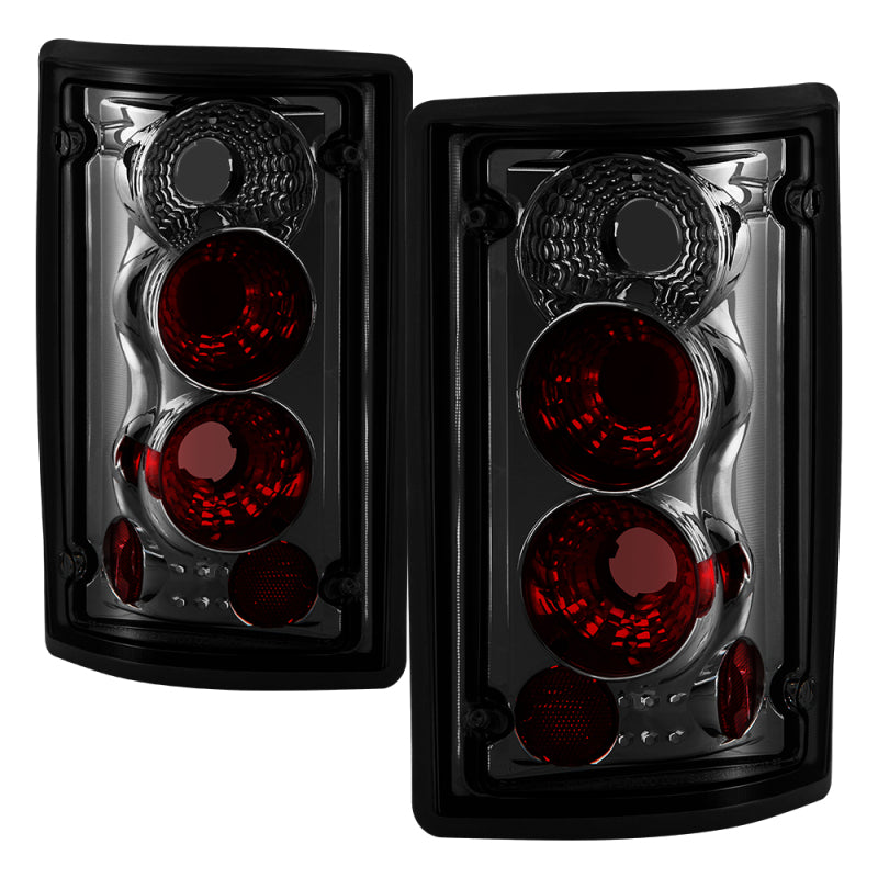
  

SPYDER 5002945 - SPY5002945 - Spyder Ford Excursion 00-06/Econoline 150/250/350/450/550 95-06 Euro Tail Lights Smk ALT-YD-FEC00-SM - Shipped in Europe - Tuningsupply.com

