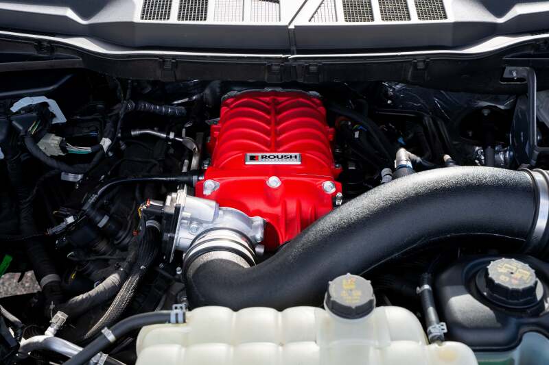 

Roush 422349 - RSH422349 - Roush 21-26 F-150 Supercharger Kit 705HP Red Edition - Shipped in Europe - Tuningsupply.com
