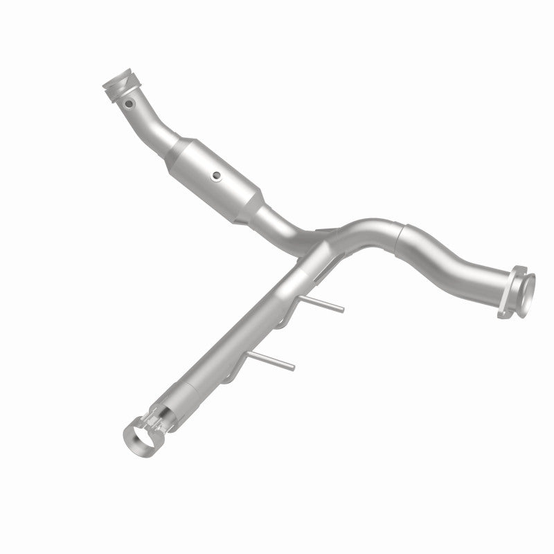 

Magnaflow 21-470 - MAG21-470 - MagnaFlow Right Side Direct Fit Catalytic Converter 15-17 Ford F-150 5.0L - Shipped in Europe - Tuningsupply.com
