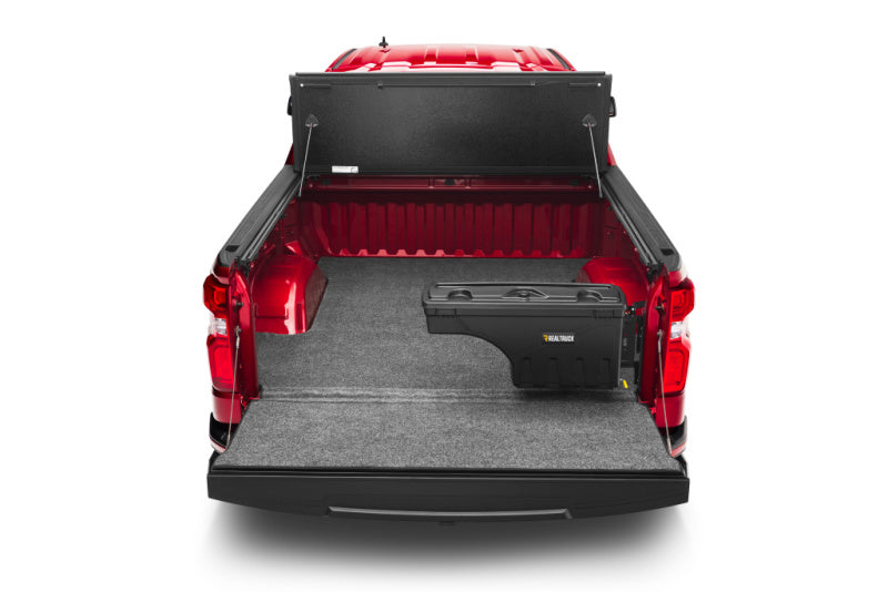 UnderCover 07-18 Chevy Silverado 1500 (19 Legacy) Passengers Side Swing Case - Black Smooth