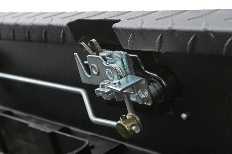 

Dee Zee  - DZEDZ10170LTB - Deezee Universal Tool Box - Red Crossover - Single Lid Black BT Pull Handle (Low/Txt Blk) - Shipped in Europe - Tuningsupply.com
