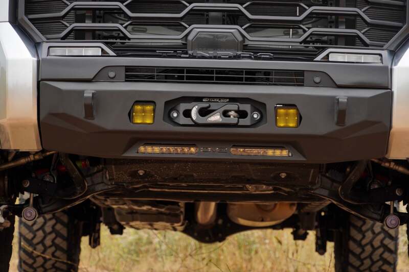 

DV8 Offroad FBTT2-05 - DVEFBTT2-05 - DV8 - 2022 Toyota Tundra Centric Series Front Bumper - Shipped in Europe - Tuningsupply.com

