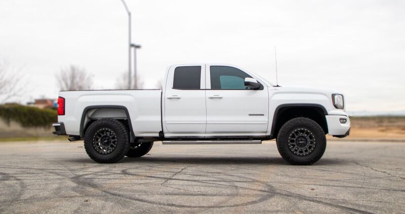 
    

Cognito 210-P0957 - COG210-P0957 - Cognito 07-20 Chevy Silv/Sierra 1500 Yukon/Tahoe/Sub 2WD/4WD 3in Perf Leveling Kit w/ Fox 2.0 IFP - Shipped in Europe - Tuningsupply.com

  