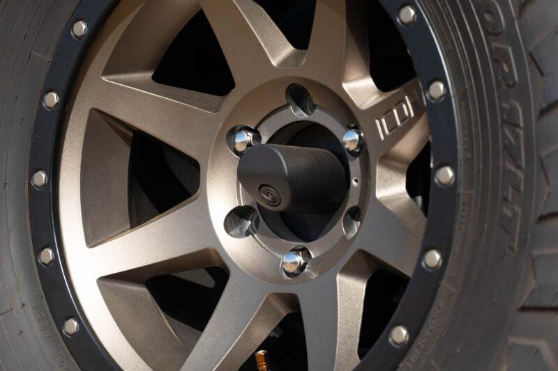 

DV8 Offroad TCBR-02 - DVETCBR-02 - DV8 Offroad 21-24 Ford Bronco Tire Carrier - Shipped in Europe - Tuningsupply.com
