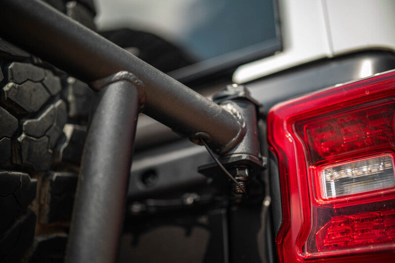 

DV8 Offroad TCJL-14 - DVETCJL-14 - DV8 18-25 Jeep Wrangler JL Body Mounted Tire Carrier - Shipped in Europe - Tuningsupply.com
