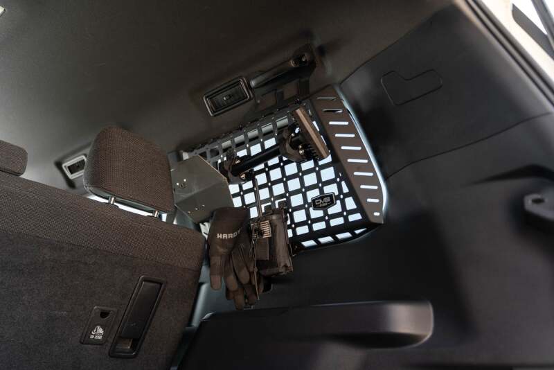 

DV8 Offroad MPT4-01 - DVEMPT4-01 - DV8 Offroad 2024+ Toyota Land Cruiser Rear Windowpocket Molle - Shipped in Europe - Tuningsupply.com
