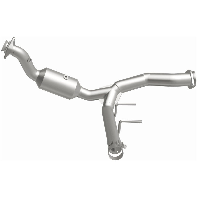 

Magnaflow 21-475 - MAG21-475 - MagnaFlow 15-17 Ford F-150 XL V6 3.5L OEM Grade Direct Fit Catalytic Converter - Shipped in Europe - Tuningsupply.com
