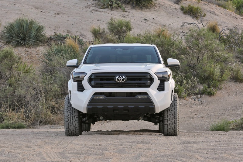 Fabtech 2024 Toyota Tacoma 4WD (w/o AVS) 1.5in Leveling Kit-tuningsupply.com