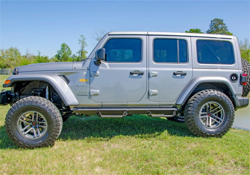 

N-Fab  - NFBPRJ1863-TX - N-Fab Predator Pro Step System 2018 Jeep Wrangler JL 4 Door SUV - Tex. Black - Shipped in Europe - Tuningsupply.com
