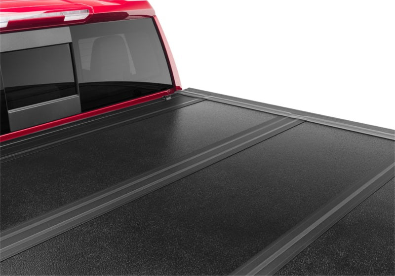 

Undercover  - UNDFX11022 - UnderCover 19-20 Chevy Silverado 1500 (w/ or w/o MPT) 5.8ft Flex Bed Cover - Shipped in Europe - Tuningsupply.com
