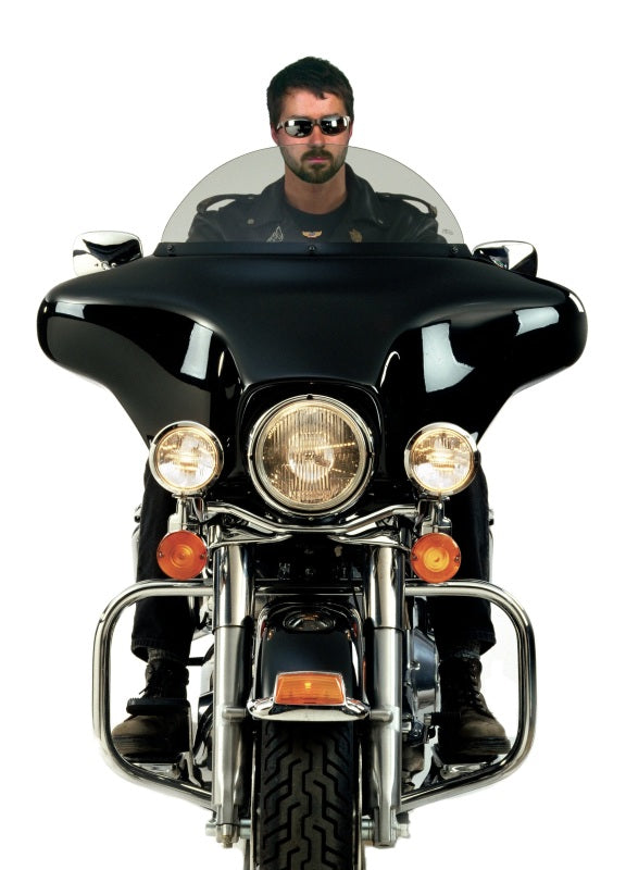 

National Cycle 20052 - NAT20052 - National Cycle 96-13 Harley-Davidson FLHT/FLHX/FLHTK/SE Touring Chopped 4 in. Windshield-Tinted - Shipped in Europe - Tuningsupply.com
