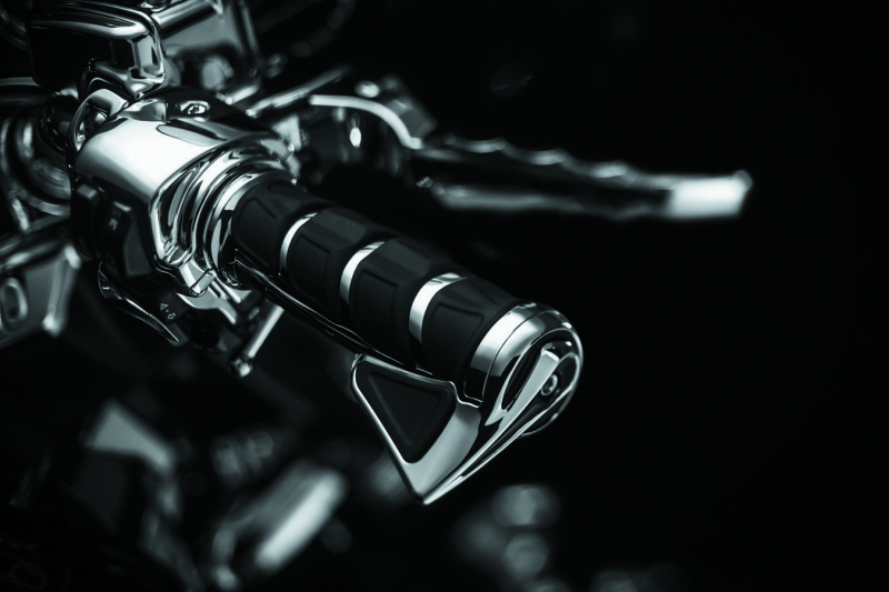 Kuryakyn Kinetic Throttle Boss Chrome-tuningsupply.com