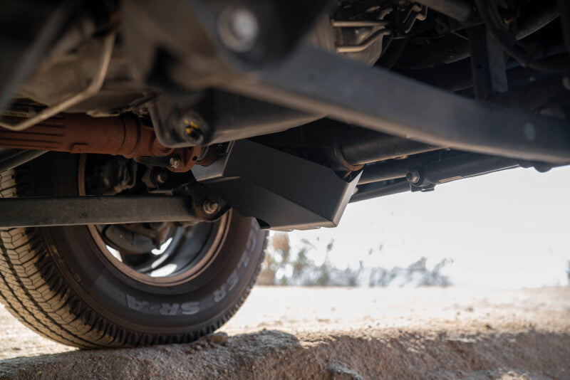 

DV8 Offroad SPJK-11 - DVESPJK-11 - DV8 Offroad 2007-2018 Jeep Wrangler JK Dana 30 Front Differential Skid Plate - Shipped in Europe - Tuningsupply.com
