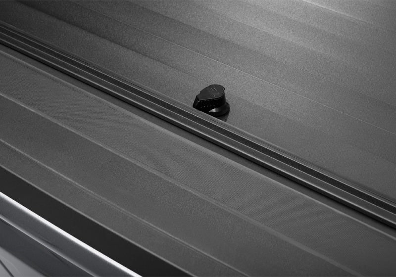 

Roll-N-Lock  - RNLBT223A - Roll-N-Lock 2019 Chevrolet Silverado 1500 XSB 68-3/8in A-Series Retractable Tonneau Cover - Shipped in Europe - Tuningsupply.com
