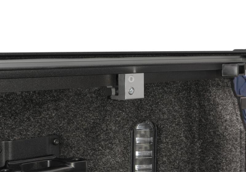 

Retrax 30383 - RTX30383 - Retrax 17-22 Ford F-250/F-350 Super Duty (Short Bed) Retrax IX - Shipped in Europe - Tuningsupply.com
