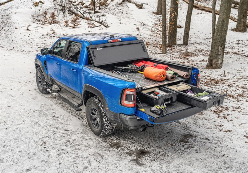

BAK 448207RB - BAK448207RB - BAK 09-18 Dodge Ram 1500 (19-20 Classic Only) 5ft 7in Bed (w/ Ram Box) BAKFlip MX4 Matte Finish - Shipped in Europe - Tuningsupply.com

