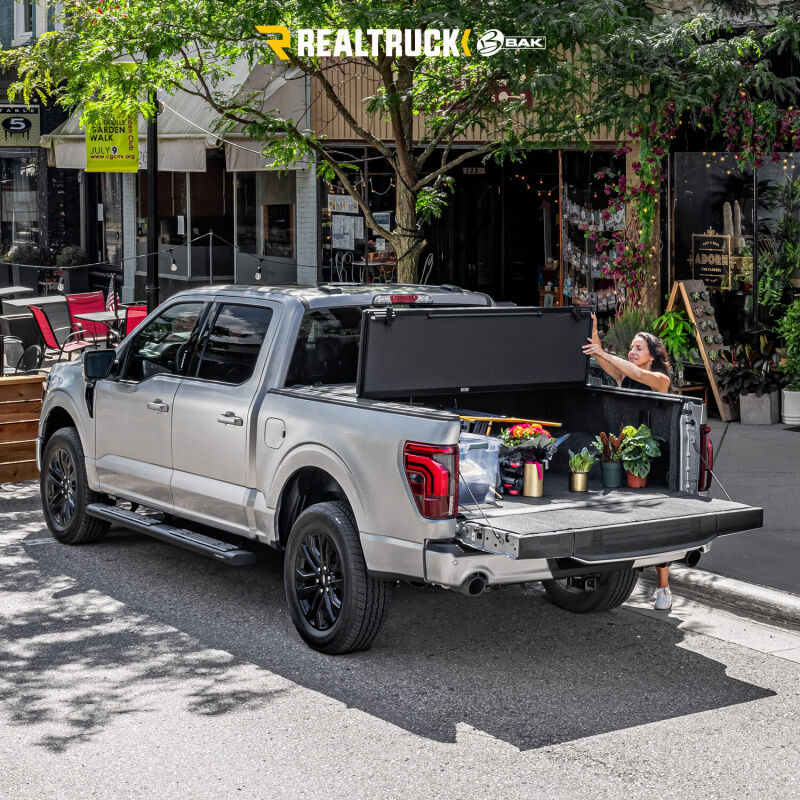 

BAK 448338 - BAK448338 - BAK 2021+ Ford F-150 Regular & Super Cab BAKFlip MX4 8ft Bed Cover - Matte Finish - Shipped in Europe - Tuningsupply.com
