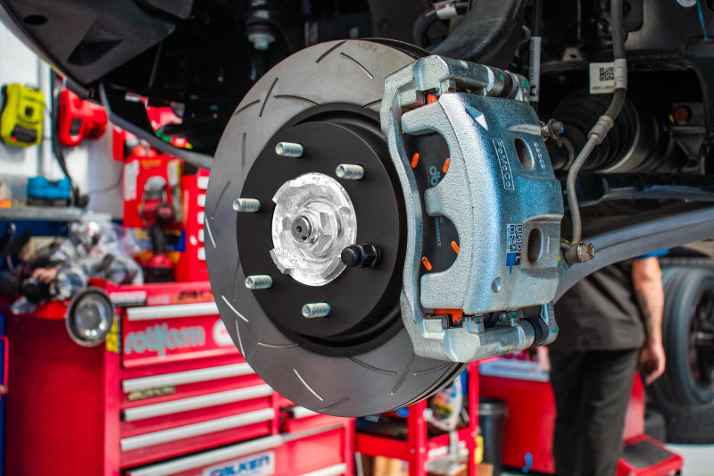 

DBA DB15146XP - DBADB15146XP - DBA 21-23 Cadillac Escalade (w/6 Piston BBK) Rear XP Performance Brake Pads - Shipped in Europe - Tuningsupply.com
