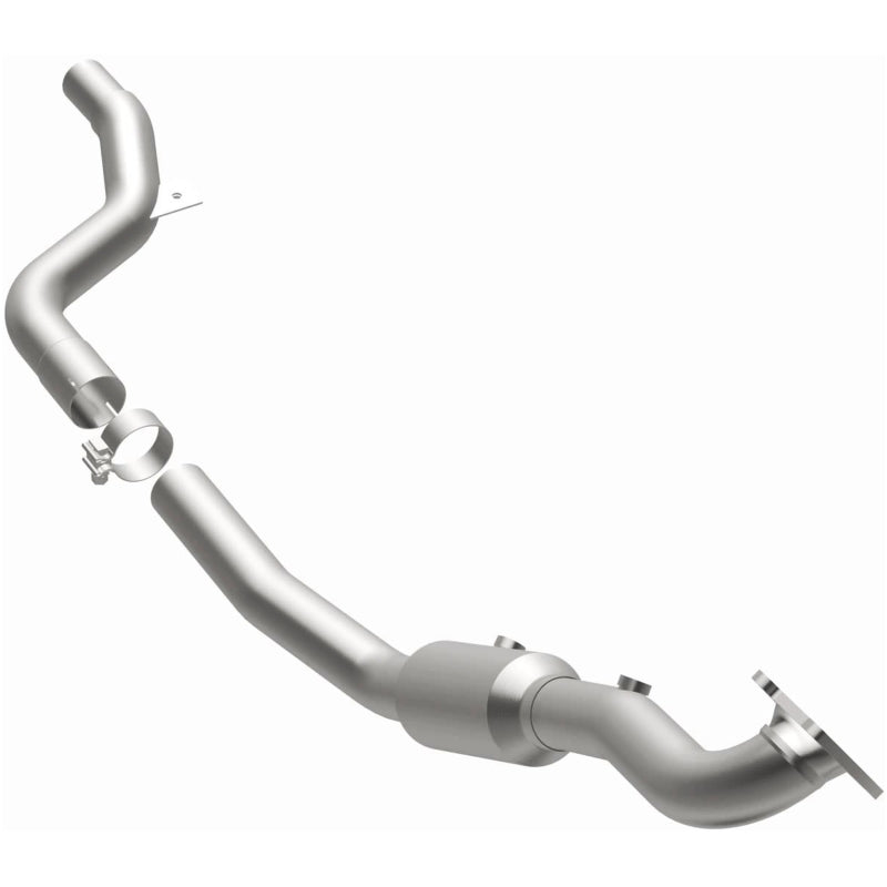 

Magnaflow 22-141 - MAG22-141 - MagnaFlow Right Side Direct Fit Catalytic Converter 15-17 Chrysler 300 3.6L (4-Bolt Flange) - Shipped in Europe - Tuningsupply.com
