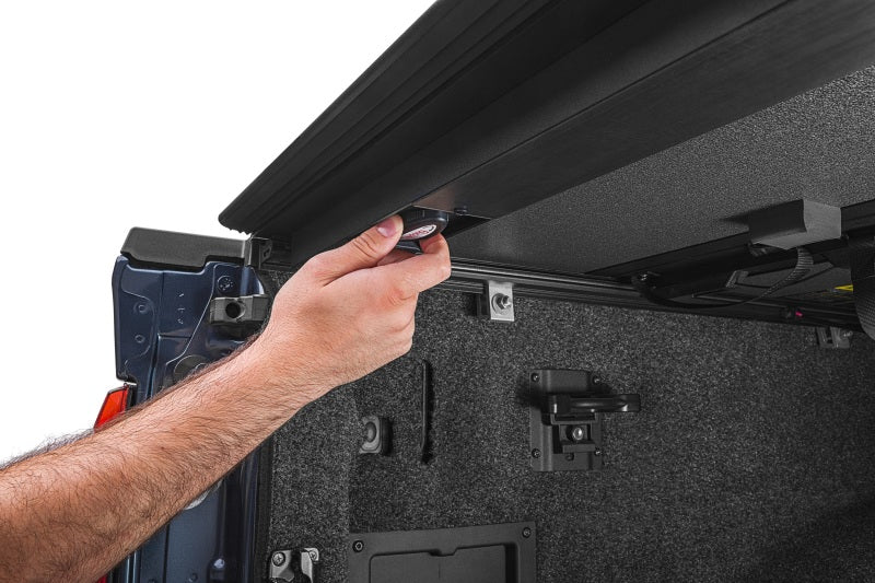 

Extang  - EXT80456 - Extang 19-23 Chevy/GMC Silverado/Sierra 5.8ft. Bed Endure ALX - Shipped in Europe - Tuningsupply.com
