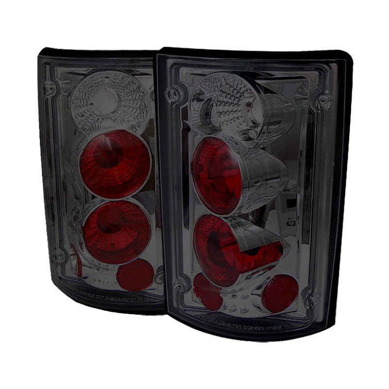
  

SPYDER 5002945 - SPY5002945 - Spyder Ford Excursion 00-06/Econoline 150/250/350/450/550 95-06 Euro Tail Lights Smk ALT-YD-FEC00-SM - Shipped in Europe - Tuningsupply.com


