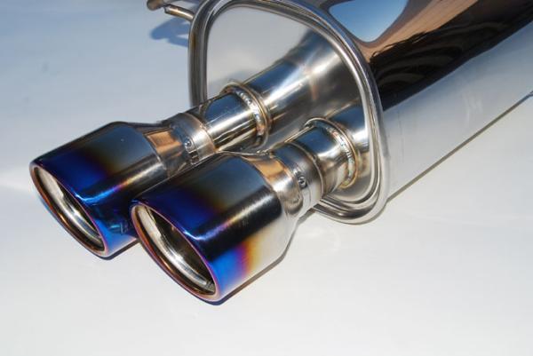 
  

Invidia  - INVHS11STIG3T - Invidia 11+ STI/WRX Sedan Only 76mm Q300 Titanium Tip Cat-back Exhaust - Shipped in Europe - Tuningsupply.com

