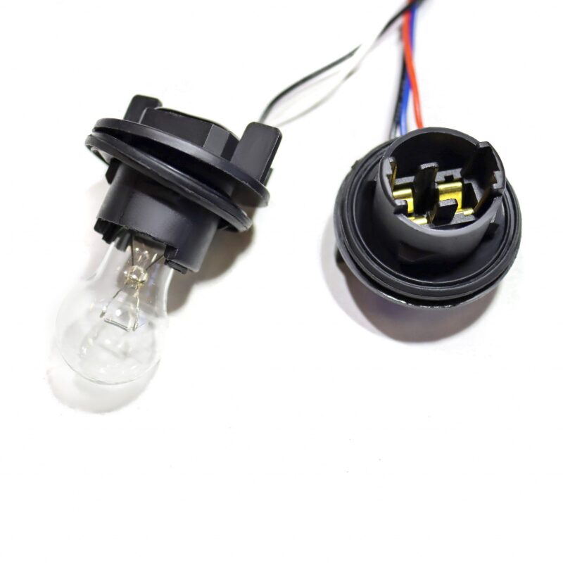 

AlphaRex 652200 - ARX652200 - AlphaRex 18-20 Ford F-150 Wiring Adapter OEM to AlphaRex Taillight Converter (Req 18-20 Ford F-150) - Shipped in Europe - Tuningsupply.com
