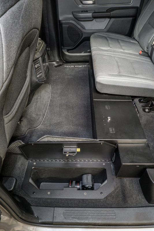 

Tuffy Products 357-01 - TFY357-01 - Tuffy Infloor Lid W/ Keyed Lock For Ram Trucks Crew Cab - Shipped in Europe - Tuningsupply.com
