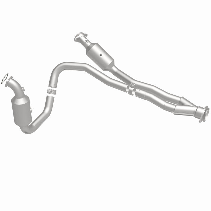 

Magnaflow 21-710 - MAG21-710 - MagnaFlow Direct Fit Catalytic Converter 2015-2017 Transit-150 V6 3.5 OEM Underbody - Shipped in Europe - Tuningsupply.com
