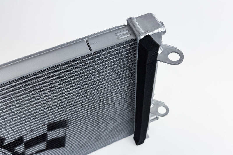 

CSF 8365 - CSF8365 - CSF 05-06 Ford GT High-Performance All-Aluminum Heat Exchanger - Shipped in Europe - Tuningsupply.com
