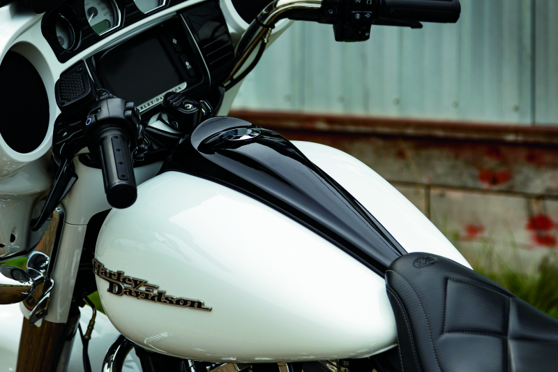 

Kuryakyn 7178 - KUR7178 - Kuryakyn Flush Mount Pop Up Gas Cap Chrome - Shipped in Europe - Tuningsupply.com
