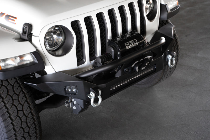 

DV8 Offroad  - DVEFBJL-07 - DV8 Offroad 18-23 Jeep Wrangler JL / 20-23 Jeep Gladiator JT FS-7 Mid-Width Winch Front Bumper - Shipped in Europe - Tuningsupply.com
