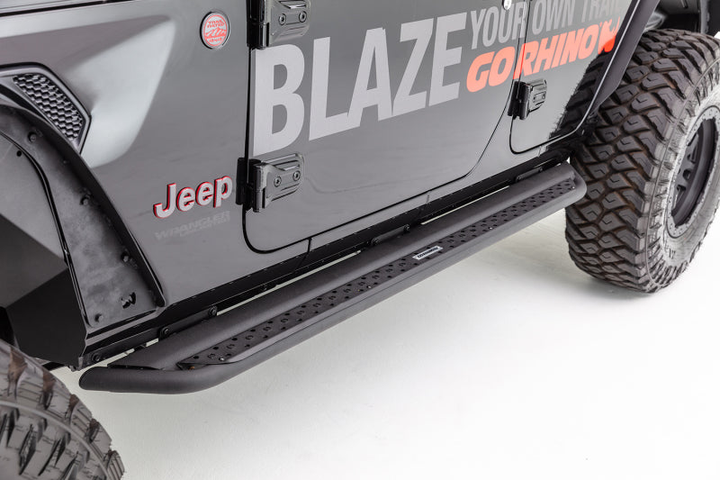 

Go Rhino DSS4155T - GORDSS4155T - Go Rhino 17-20 Ford F-150 Raptor Dominator Extreme DSS SideSteps Complete Kit w/SideStep + Brkts - Shipped in Europe - Tuningsupply.com
