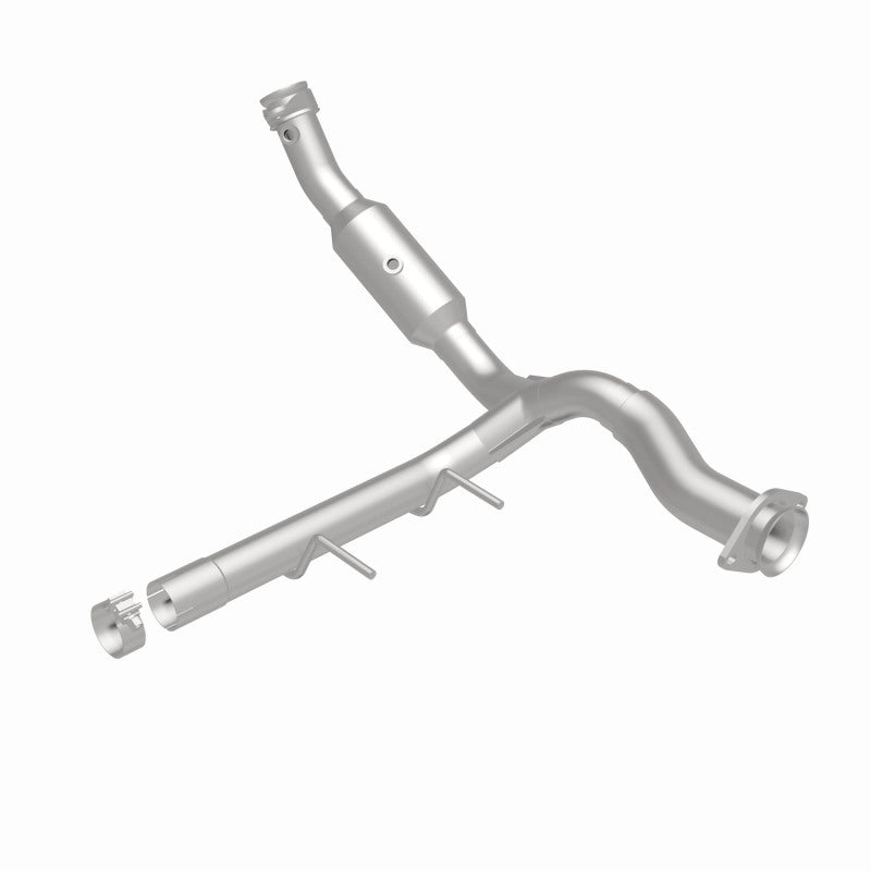 

Magnaflow 21-470 - MAG21-470 - MagnaFlow Right Side Direct Fit Catalytic Converter 15-17 Ford F-150 5.0L - Shipped in Europe - Tuningsupply.com
