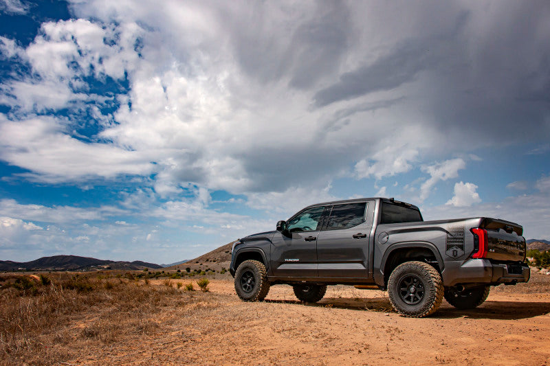 

ICON 58775X - ICO58775X - ICON 22-25 Toyota Tundra 3.0 Series VS RR CDXS Coilover Kit - Shipped in Europe - Tuningsupply.com
