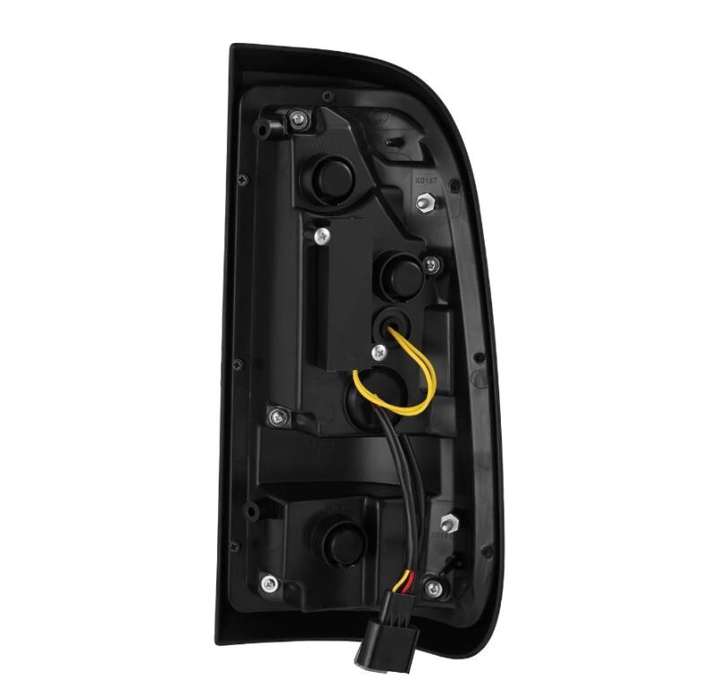 

AlphaRex 658002 - ARX658002 - AlphaRex 97-03 Ford F150 / 99-16 Ford F250/F350/F450/F550 LUXX-Series LED Tail Lights - Black - Shipped in Europe - Tuningsupply.com
