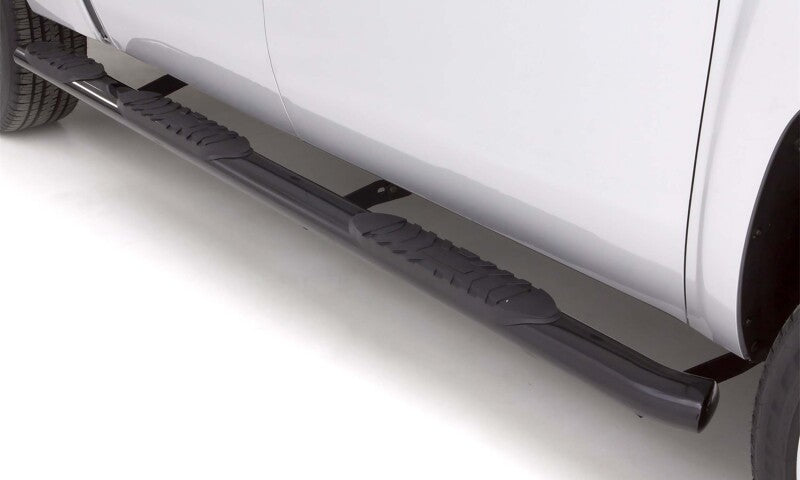 

LUND  - LND26089011 - Lund 2019 Chevy Silverado 1500 CC (5.5in Bed Rocker Panel) 5in. Oval WTW Steel Nerf Bars - Black - Shipped in Europe - Tuningsupply.com
