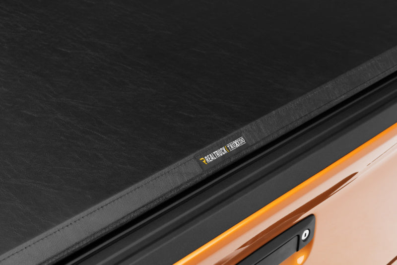 

Truxedo 231001 - TRX231001 - Truxedo 19-20 Ford Ranger 5ft TruXport Bed Cover - Shipped in Europe - Tuningsupply.com
