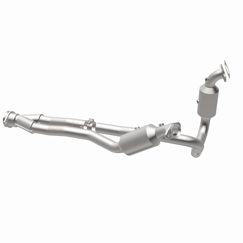 

Magnaflow 21-710 - MAG21-710 - MagnaFlow Direct Fit Catalytic Converter 2015-2017 Transit-150 V6 3.5 OEM Underbody - Shipped in Europe - Tuningsupply.com
