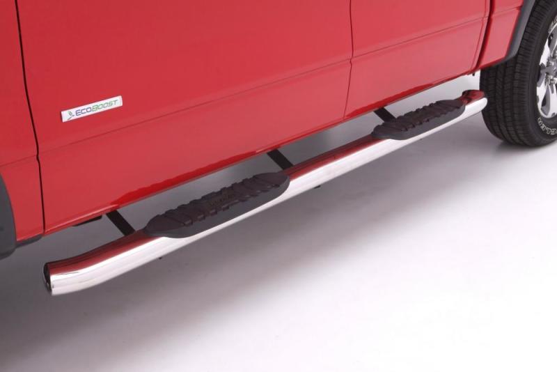 Lund 07-17 Chevy Silverado 1500 Crew Cab 5in. Curved Oval SS Nerf Bars - Polished-tuningsupply.com