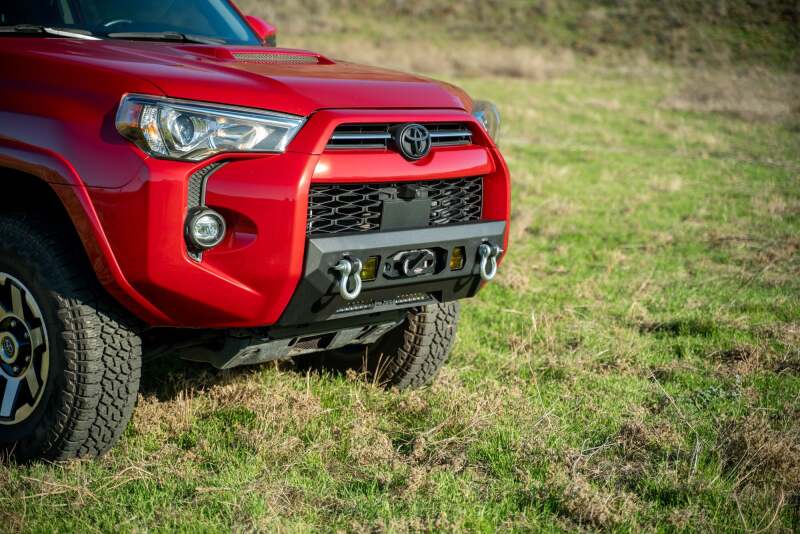 

DV8 Offroad FBTF3-02 - DVEFBTF3-02 - DV8 Offroad 14-24 Toyota 4Runner Centric Series Winch Front Bumper - Shipped in Europe - Tuningsupply.com
