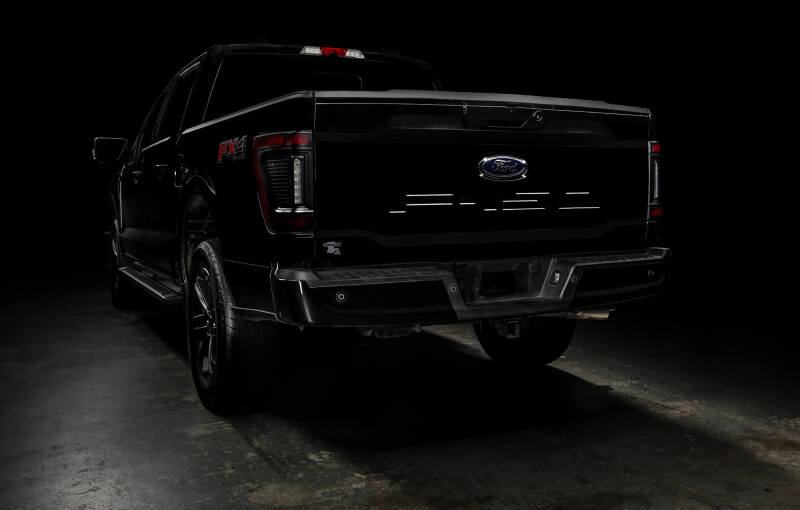 Oracle Lighting 21-24 Ford F-150 Flush Style LED Tail Lights SEE WARRANTY-tuningsupply.com