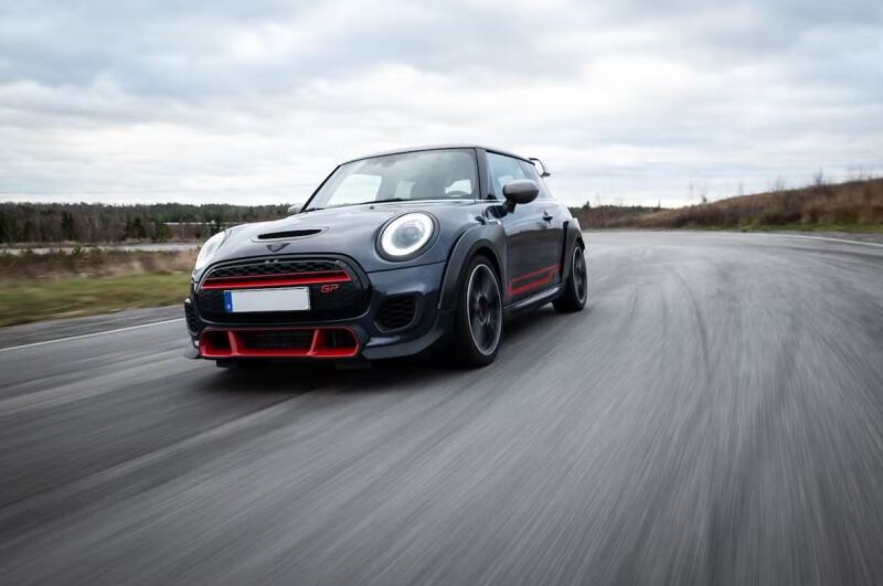 

Ohlins MCS MU00S1 - OHLMCS MU00S1 - Ohlins 15-21 MINI Cooper/Cooper S (F55/F56/F57) FWD Road & Track Coilover System - Shipped in Europe - Tuningsupply.com
