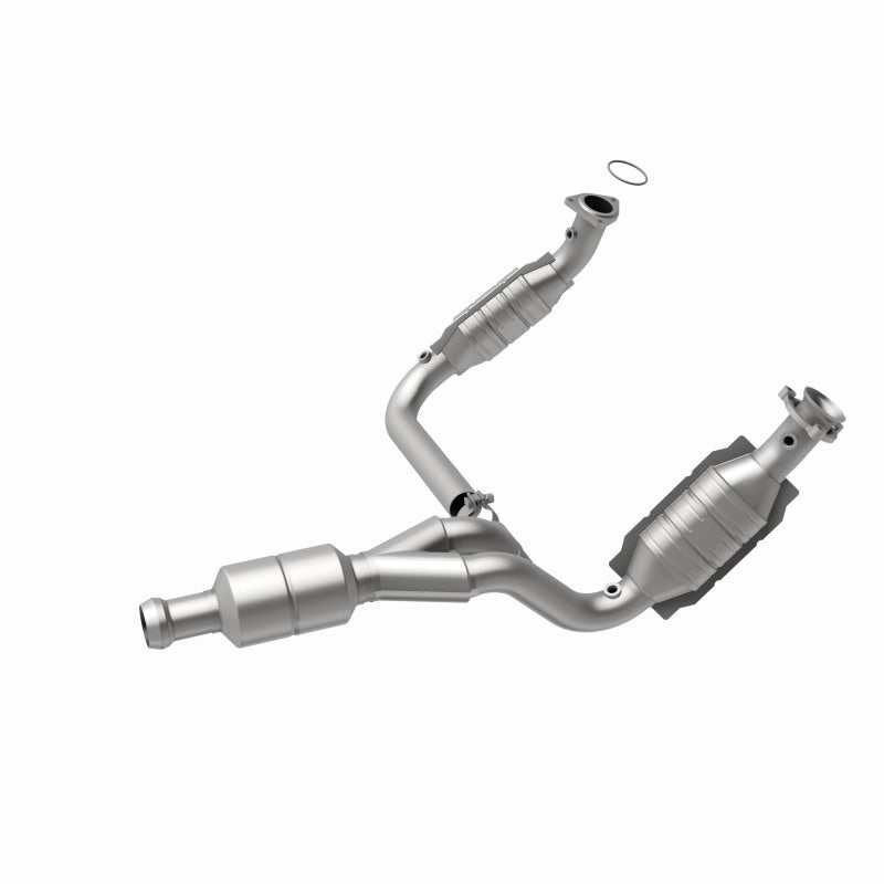 

Magnaflow 51578 - MAG51578 - MagnaFlow Conv DF 09-13 Chevy Avalanche 5.3L - Shipped in Europe - Tuningsupply.com
