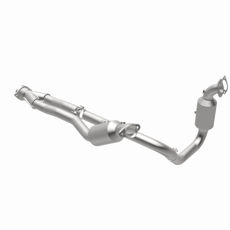 

Magnaflow 21-710 - MAG21-710 - MagnaFlow Direct Fit Catalytic Converter 2015-2017 Transit-150 V6 3.5 OEM Underbody - Shipped in Europe - Tuningsupply.com

