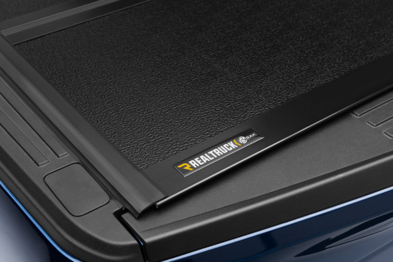 

BAK  - BAK226327 - BAK 15-20 Ford F-150 6ft 6in Bed BAKFlip G2 - Shipped in Europe - Tuningsupply.com
